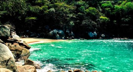 Colomitos, la playa mexicana más pequeña colmada de aguas esmeralda