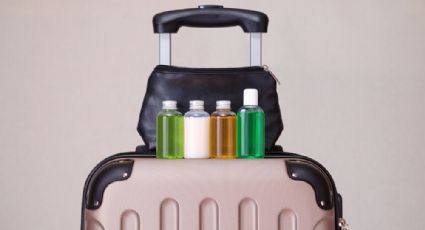 ¿Se derramó el shampoo en tu maleta? El TRUCO para que los líquidos no se rieguen