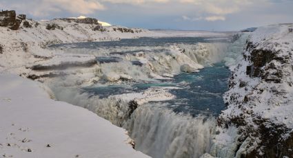 Gullfoss, la sorprendente 'cascada de oro' que debes conocer en tu viaje a Islandia