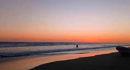 Playa Azul, el destino michoacano preferido para los amantes del surf