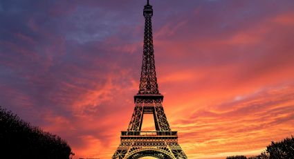 ¡Ah, caray! La razón por la qué no se pueden tomar fotos a la Torre Eiffel de noche