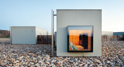 Aire de Bardenas, así es el hotel con cubos gigantes en medio del desierto