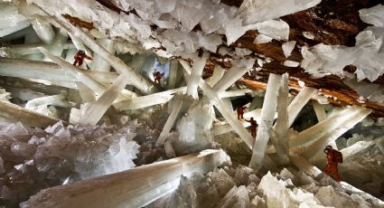 Grutas de Naica, las aguas termales que dan vida a hermosos cristales gigantes