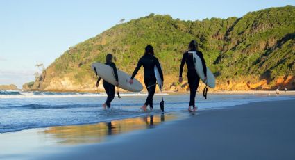Playa Ticla, el destino michoacano casi desconocido y perfecto para los surfistas
