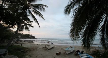 Sayulita, el Pueblo Mágico que resguarda la playa a la que solo se llega ¡cruzando un panteón!