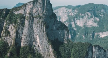 Los 999 escalones que debes poder subir para llegar a la Puerta del Cielo, ¿te atreves?