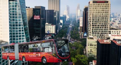 “Es un lujo”: Turistas argentinos se ‘enamoran’ del transporte público de CDMX