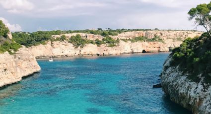 ¿Cuál es la mejor playa de España? Sus acantilados y hermosas aguas color turquesa la delatan