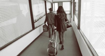 Viajes en avión: Esta es la diferencia entre equipaje de mano y artículo personal