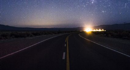 7 consejos para hacer un road trip de noche de forma segura y solo disfrutar del paisaje