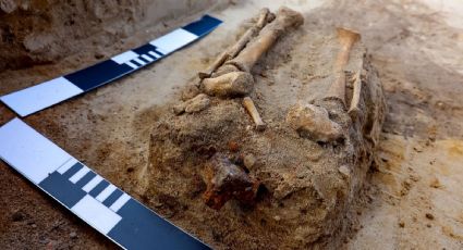 ¡De terror! Hallan huellas en panteón de “vampiros” gracias a restos de un niño de hace 400 años