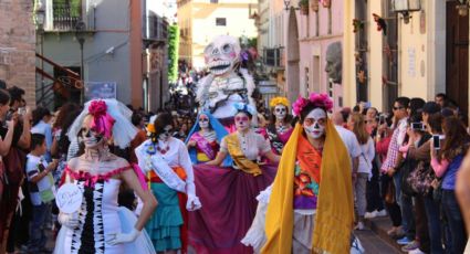 ¡Desfile Monumental de Catrinas en Toluca! Buscan romper el récord con más de 15 mil participantes