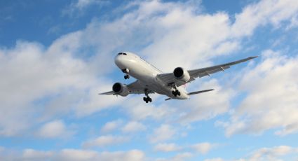 Tips de viaje: ¿Cómo evitar cobros adicionales al comprar mis boletos de avión para ir de vacaciones?