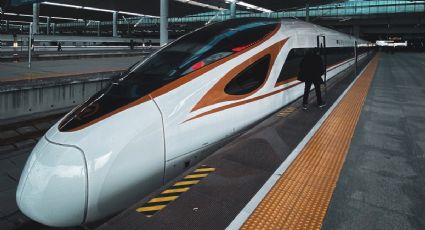 ¡Otro nivel! China estrena su primer tren de alta velocidad que viaja sobre el agua