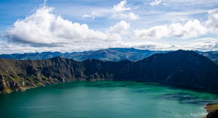 ¿Quieres conocer la mitad del mundo? Esto cuesta volar desde México a ese destino