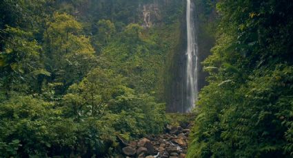 Visita estas bellas cascadas de aguas termales medicinales en tus rutas por Guadalajara