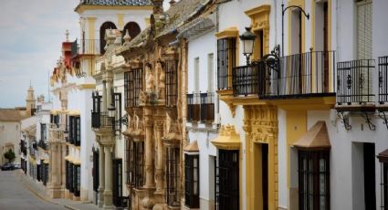 ¡Un museo al aire libre! Así es la calle más bonita de Europa que puedes conocer en España