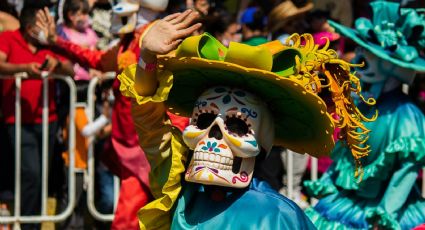 ¿No fue en México? Dónde nació el famoso Desfile de Día de Muertos de la CDMX