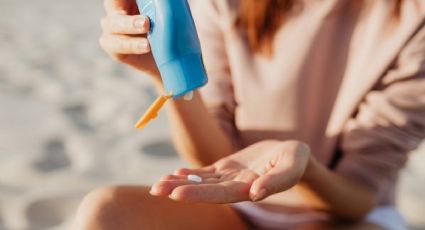 Vacaciones en la playa: ¿Cuál es el mejor bloqueador solar, según la IA?