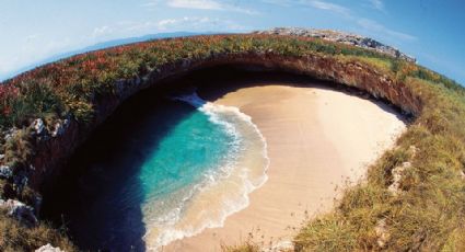 La playa ‘oculta’ dentro del cráter de un volcán que puedes conocer en Nayarit