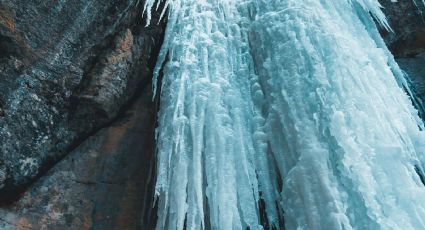 ¡Antes que acabe el invierno! Conoce la cascada congelada a solo una hora de CDMX