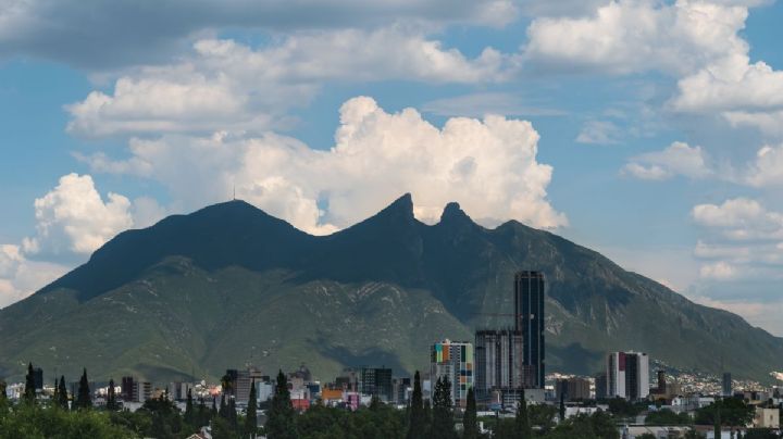 La macabra leyenda de la famosa Casa de los Tubos en Monterrey, ¿la conoces?