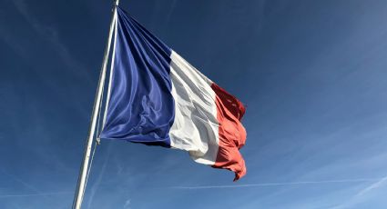 Francia abre vacante para mexicanos con sueldo de 35 mil pesos: Requisitos