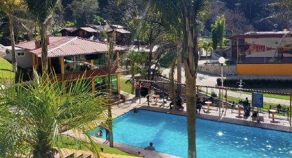 El balneario ecoturístico con aguas cristalinas y vistas a la montaña para nadar por 120 pesos