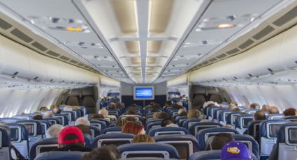 ¿Harás un vuelo largo? Tips para dormir bien en el avión durante tus viajes por el mundo