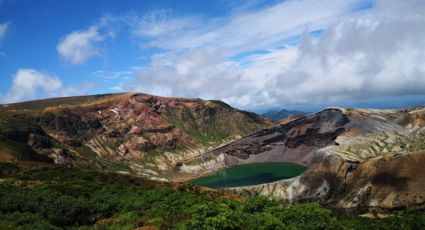 ¡Tallado por la naturaleza! El destino frente al mar que asemeja un ojo perteneciente a la tierra