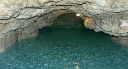 ¿Frío? Aguas termales curativas para visitar en una cueva las 24 horas