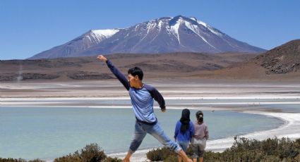 Destinos únicos: El volcán que tiene una laguna en su cráter para conectar con la naturaleza