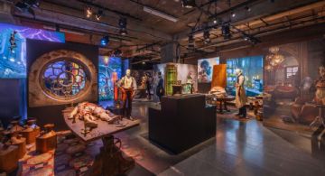 Guillermo del Toro: Fotos de la exhibición en Londres del mundo fantástico del cineasta jalisciense