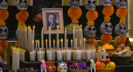 ¿Cuánto tiempo debe pasar antes de colocar la foto de alguien en el altar de Día de Muertos?