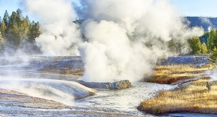 Los Hervideros, los géiseres de aguas termales en medio de la naturaleza