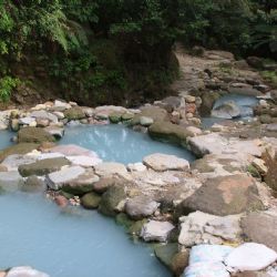 Manantiales naturales poco conocidos en México para un viaje refrescante