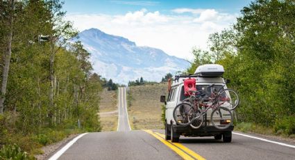 ¿Cuáles son los mejores días para viajar por carretera y sin tanto tráfico, según la IA?