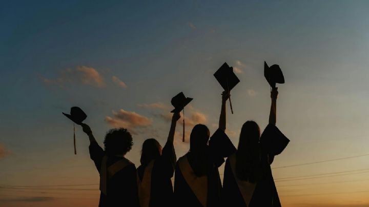 Beca Rita Cetina: calendario y último pago del año para alumnos de secundaria