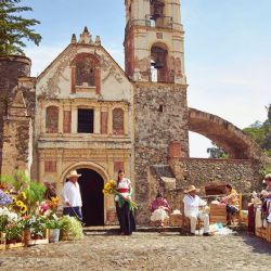 Cabañas, aguas termales y bosques en los Pueblos Mágicos de Hidalgo para un viaje de fin de año