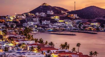El Pueblo Mágico de Sonora para ver el amanecer durante un paseo en kayak