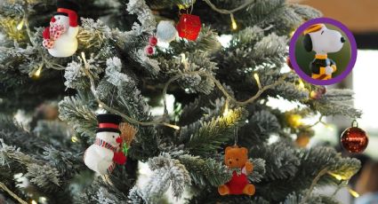Snoopy llega a México para festejar Navidad con un árbol temático