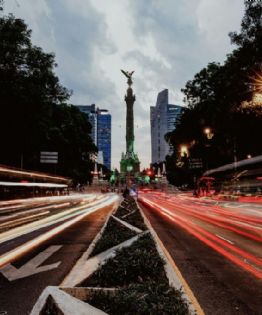 La calle capitalina con arquitectura Art Decó ideal para capturar tus mejores fotos