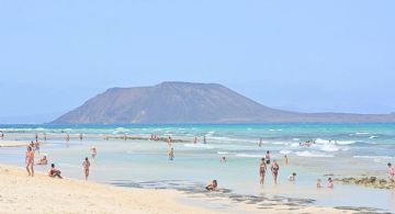 Barra Navidad la playa de México perfecta para disfrutar en esta temporada