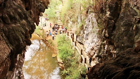 El Pueblo Mágico de Chiapas con grutas, tirolesa y aventuras al natural
