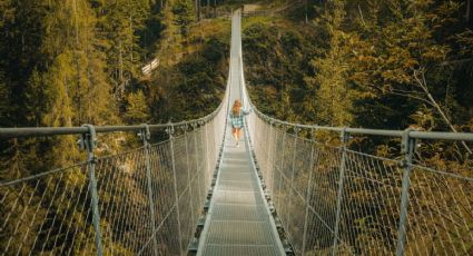 Viaje al natural: El puente colgante más extremo de Puebla para disfrutar vistas panorámicas