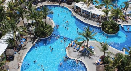 El balneario con albercas en servicio las 24 horas y tarifa de entrada más barata por la noche