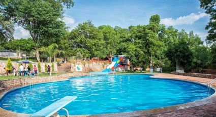 Manantial y cabañas en este balneario cerca de San Luis Potosí para ir el finde