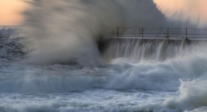 Mar de fondo en Acapulco: ¿Qué hacer si te sorprende este fenómeno en tu viaje a la playa?