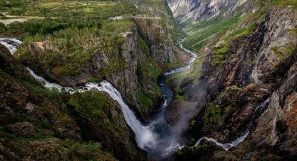 El paraíso con cascada, montañas y ríos que te harán sentir en el norte de Europa