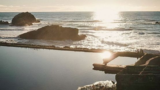 ‘Jacuzzis' de aguas termales junto al mar: El pueblo de Baja California con aguas curativas